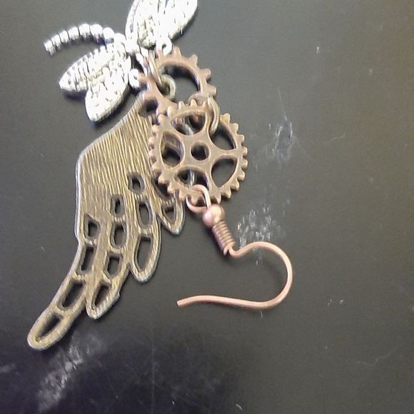 Silver gold and copper wing dragonfly steampunk gears boho earrings new - Picture 4 of 4